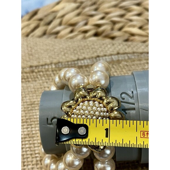 VTG Faux Pearl Bracelet Double Strand Gold Tone Flower Clasp Victorian Revival - Picture 6 of 6
